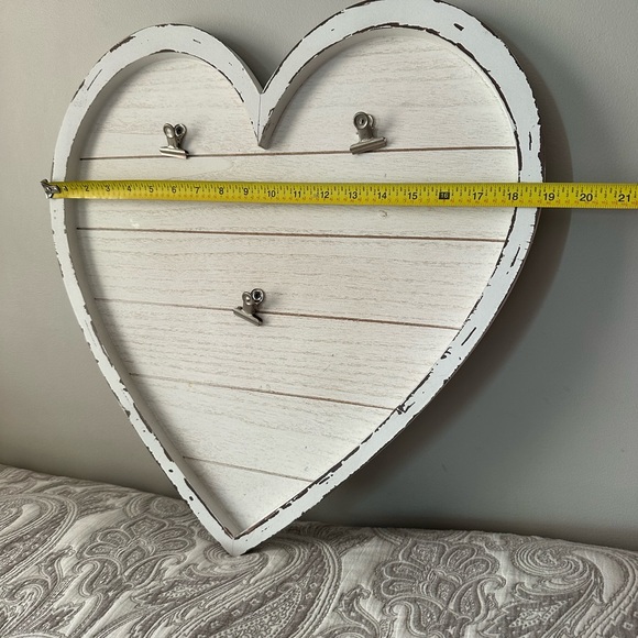 White heart shape photo/ picture frame new
Never used - Picture 3 of 6